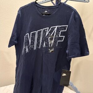 Nike Men's Navy Graphic Tee